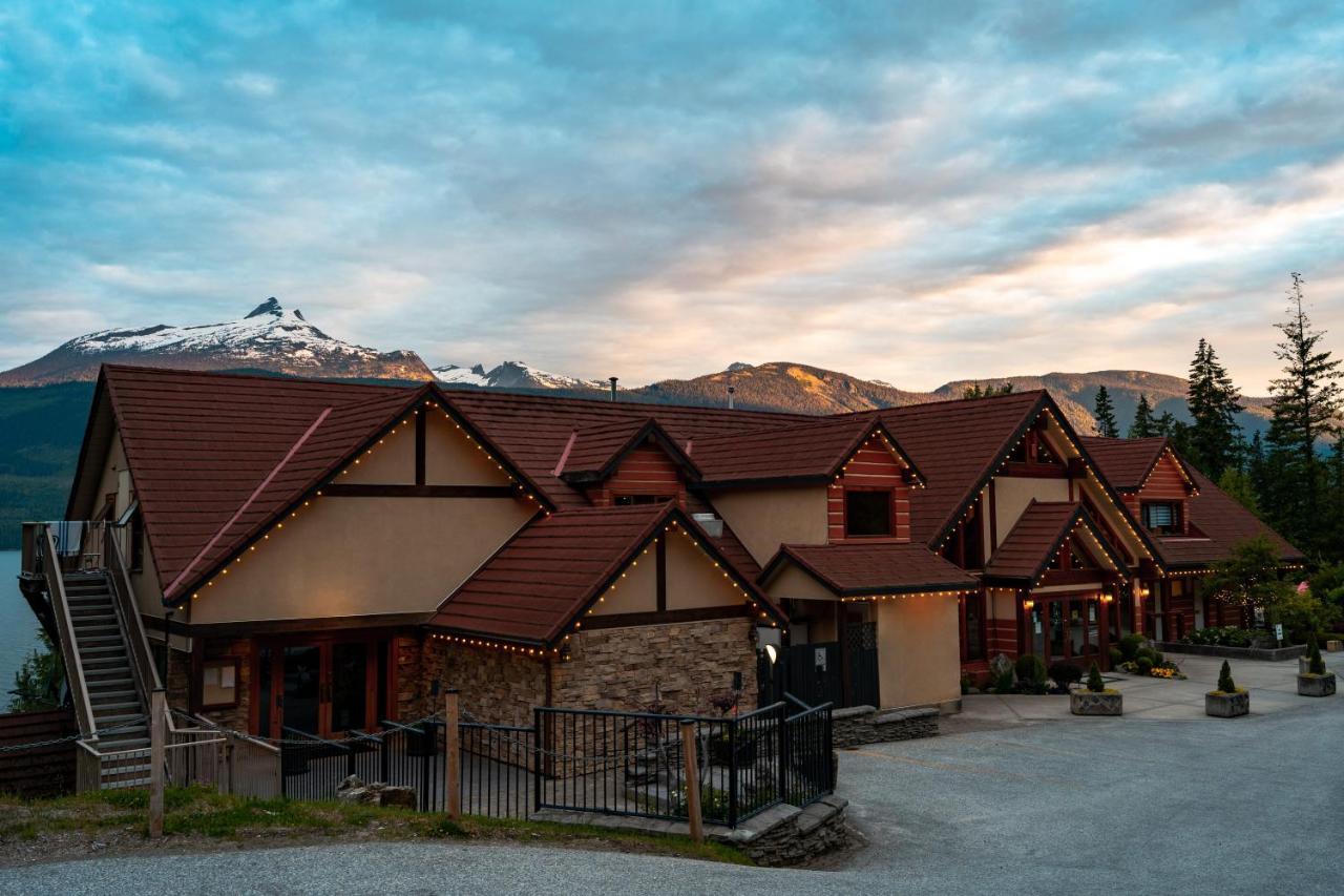 Halcyon Hot Springs Resort Extérieur photo